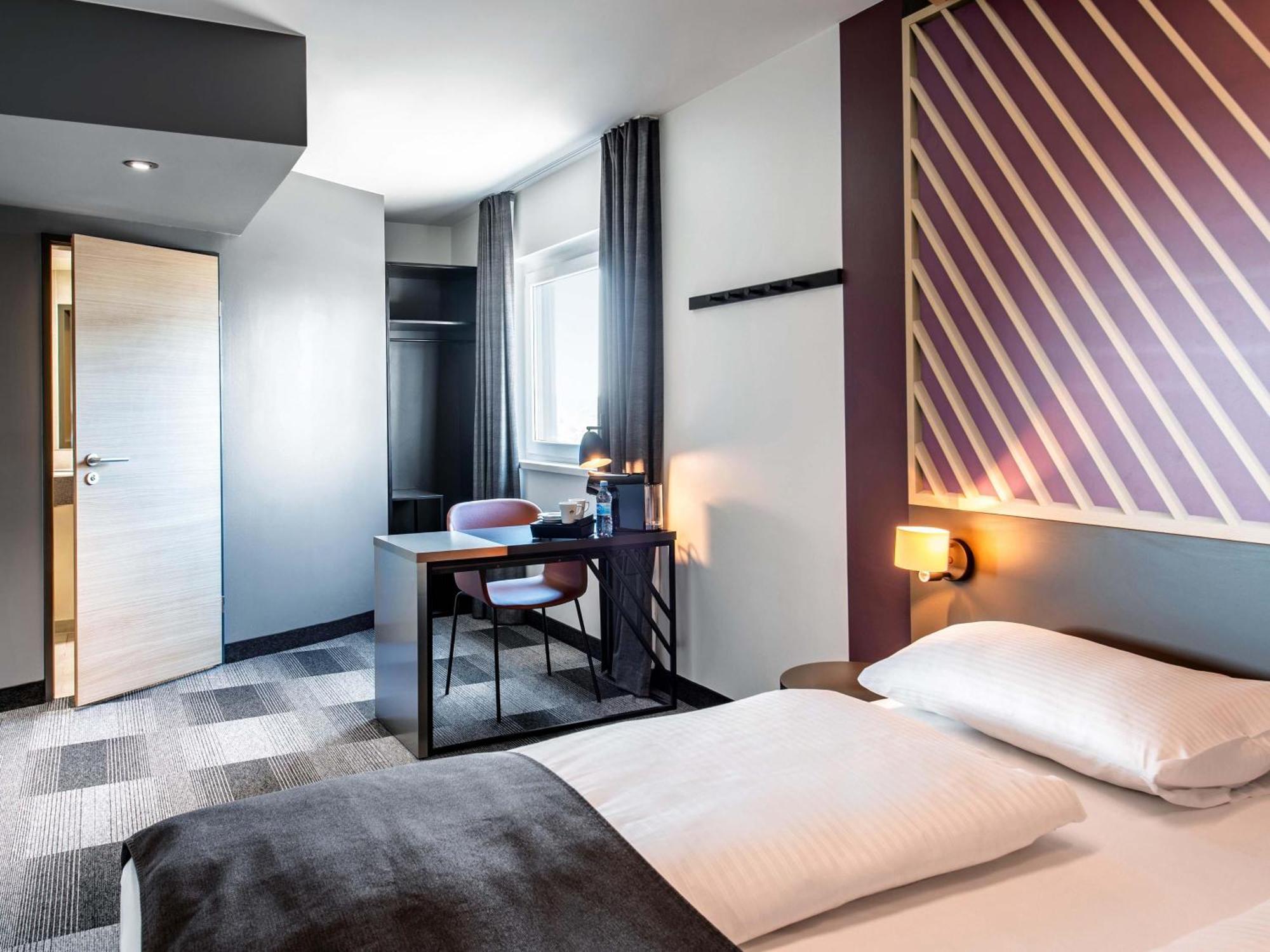 8 Günstige Hotels nahe Alter Peter München mit guter Anbindung