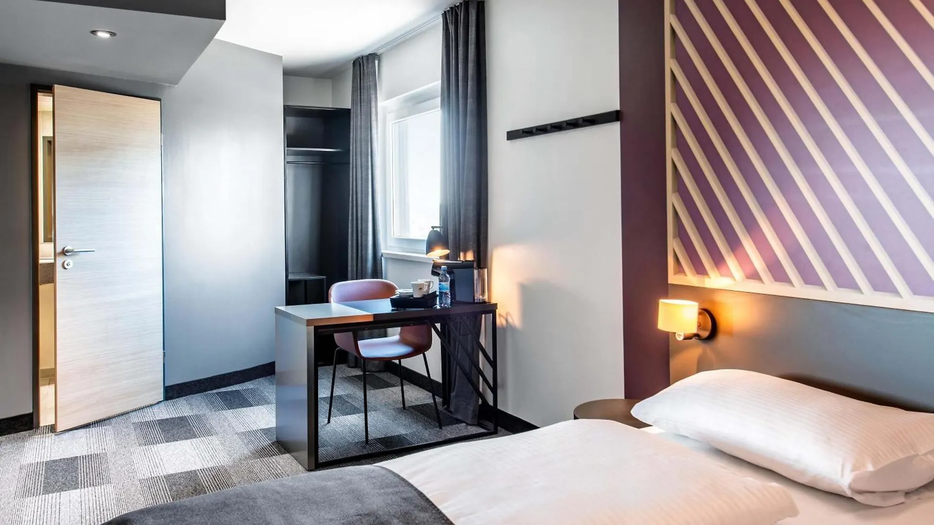 8 Günstige Hotels nahe Alter Peter München mit guter Anbindung